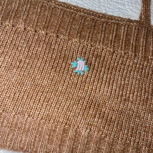 Hazel moon sweater style tank top - Picture 2 of 3